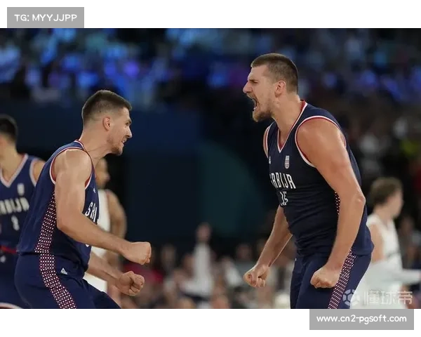 约基奇助攻领衔篮板榜 场均14.4个篮板展现全能实力